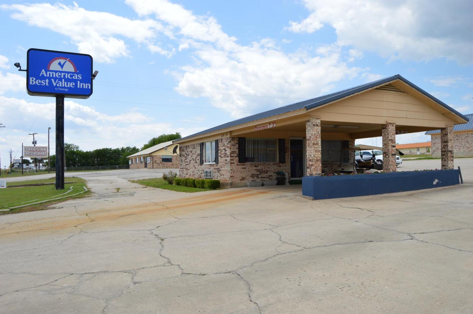 Americas Best Value Inn Gainesville TX Exterior foto